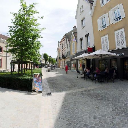 Chartres Coeur De Ville, Beau 2 Pieces Chaleureux Et Lumineux,Parking Et Wifi ! Exterior photo